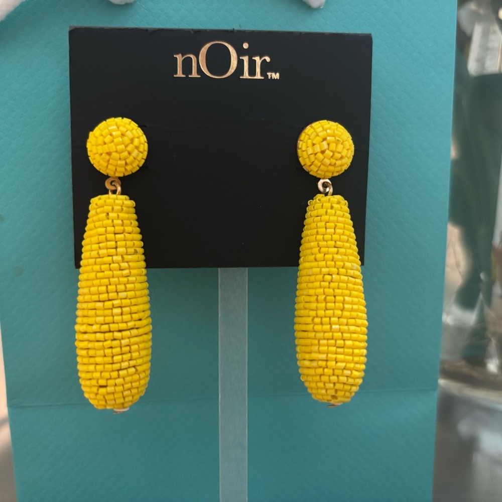 nOir Jewelry Vibrant Yellow Beaded Earrings - Picture 3 of 3